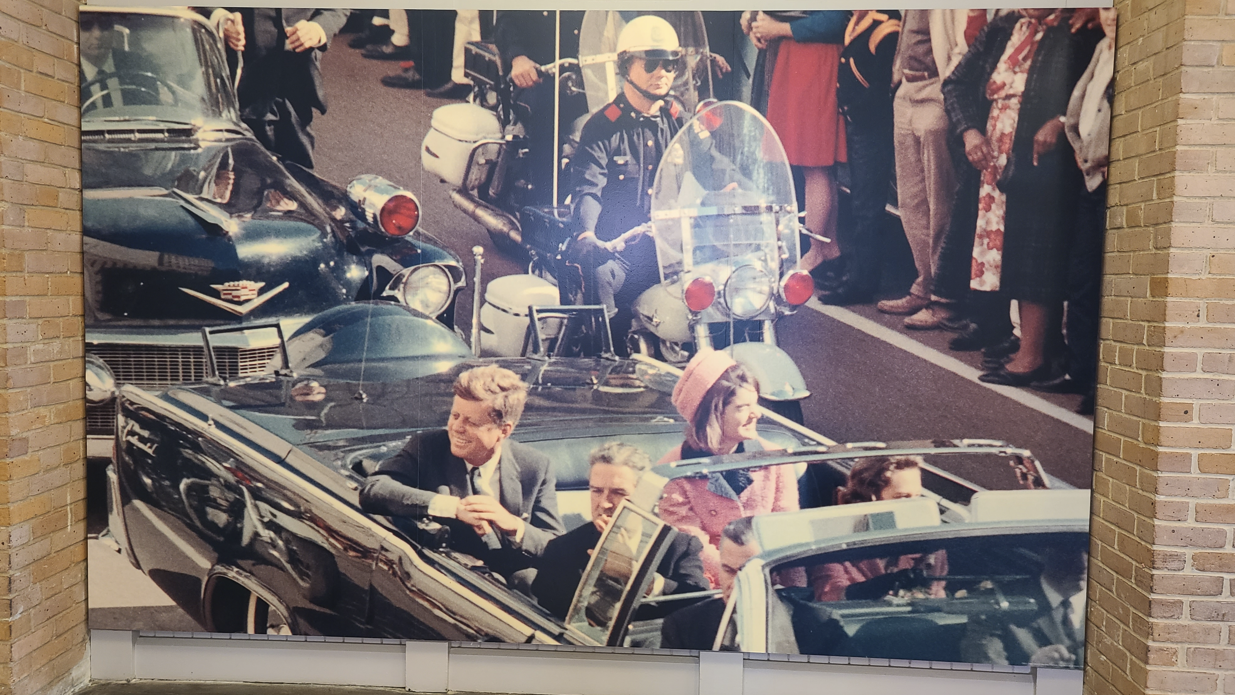 [2nd Day-02, Texas – Dallas] John F. Kennedy Memorial